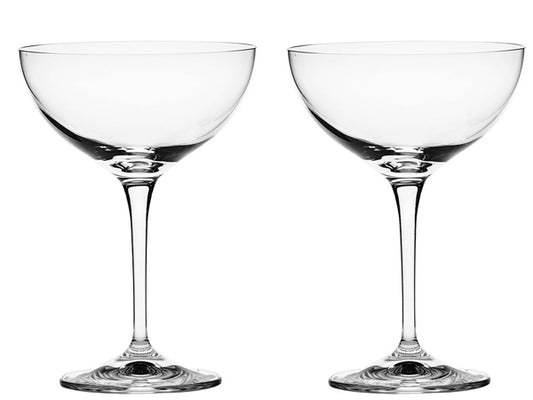 Retro Coupe Glass, originally designed in 1663 in England, was one of the earliest Champagne glasses created. Its saucer-shaped elegance makes it a versatile choice, suitable not only for Champagne but also for cocktails