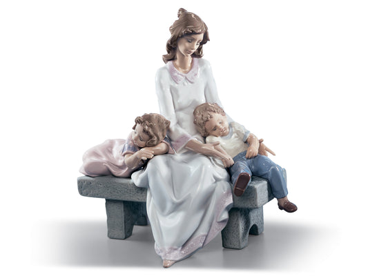 Lladro An Afternoon Nap - Mother & Children Figurine