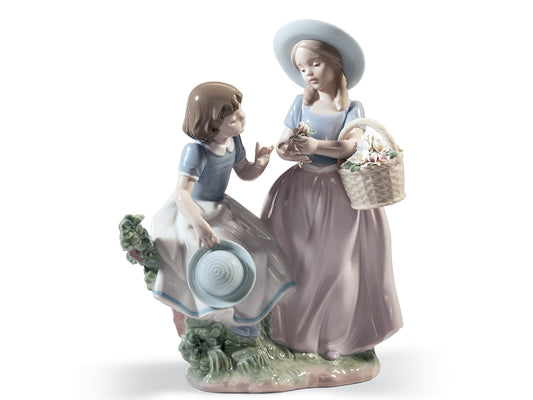 Lladro Girlfriends
