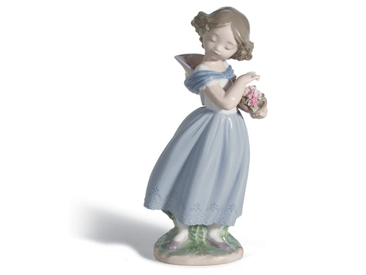 Lladro Adorable Innocence - Porcelain Girl Figurine