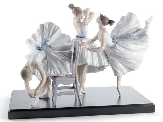 Lladro Backstage Ballet (Limited Edition of 2500)