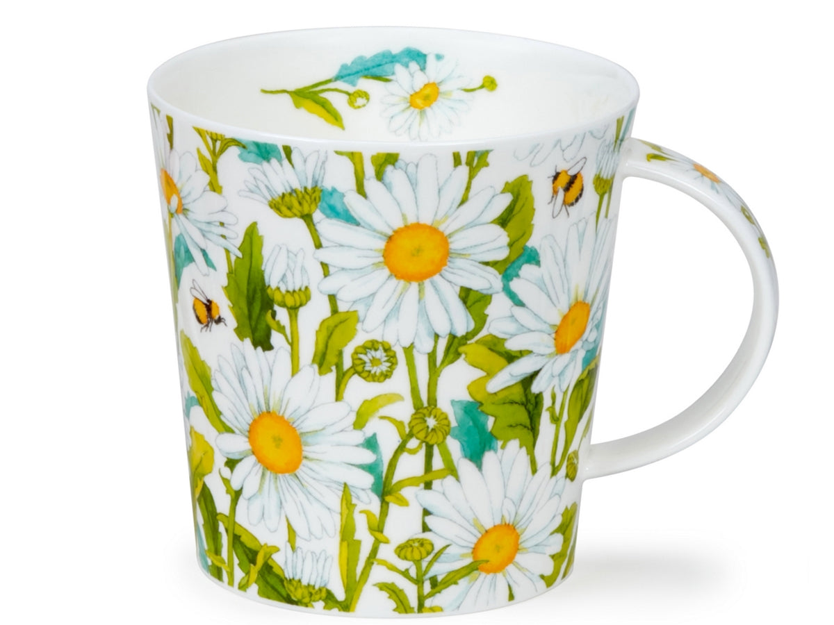 Dunoon Cairngorm Beautiful Daisies mug featuring white daisy flowers, green foliage and butterfly details on a white background
