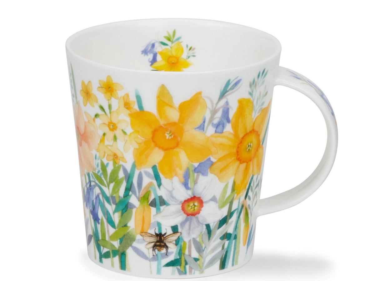 Dunoon Cairngorm Floral Whisper Yellow fine bone china mug with yellow daffodil-style flowers, soft meadow florals and bee detail on a white background