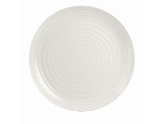 a textured white coupe plate