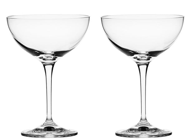 Retro Coupe Glass, originally designed in 1663 in England, was one of the earliest Champagne glasses created. Its saucer-shaped elegance makes it a versatile choice, suitable not only for Champagne but also for cocktails