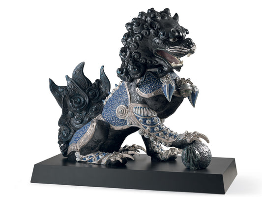 Lladro Guardian Lion - Black (Limited Edition of 188)