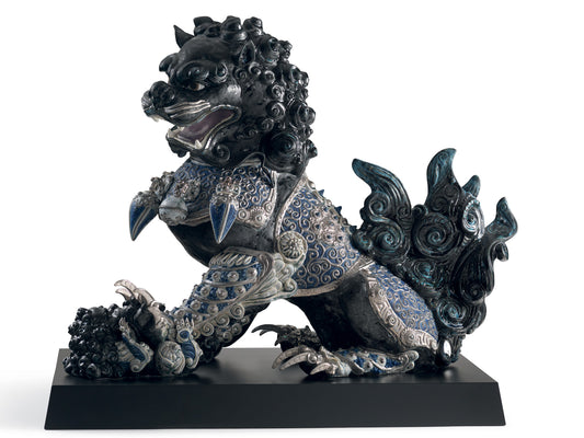 Lladro Guardian Lioness - Black (Limited Edition of 188)