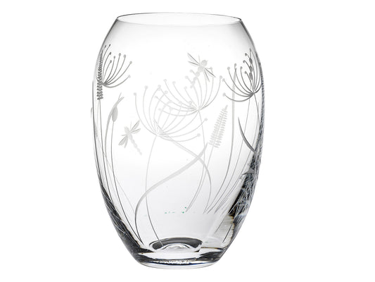 Royal Scot Crystal Dragonfly Vase - Barrel / Small is hand-crafted of the finest crystal in Britain, with the craftsman finishing it off with the dragonfly design, which depicts two dragonflies flying amongst dandelions and bulrushes.